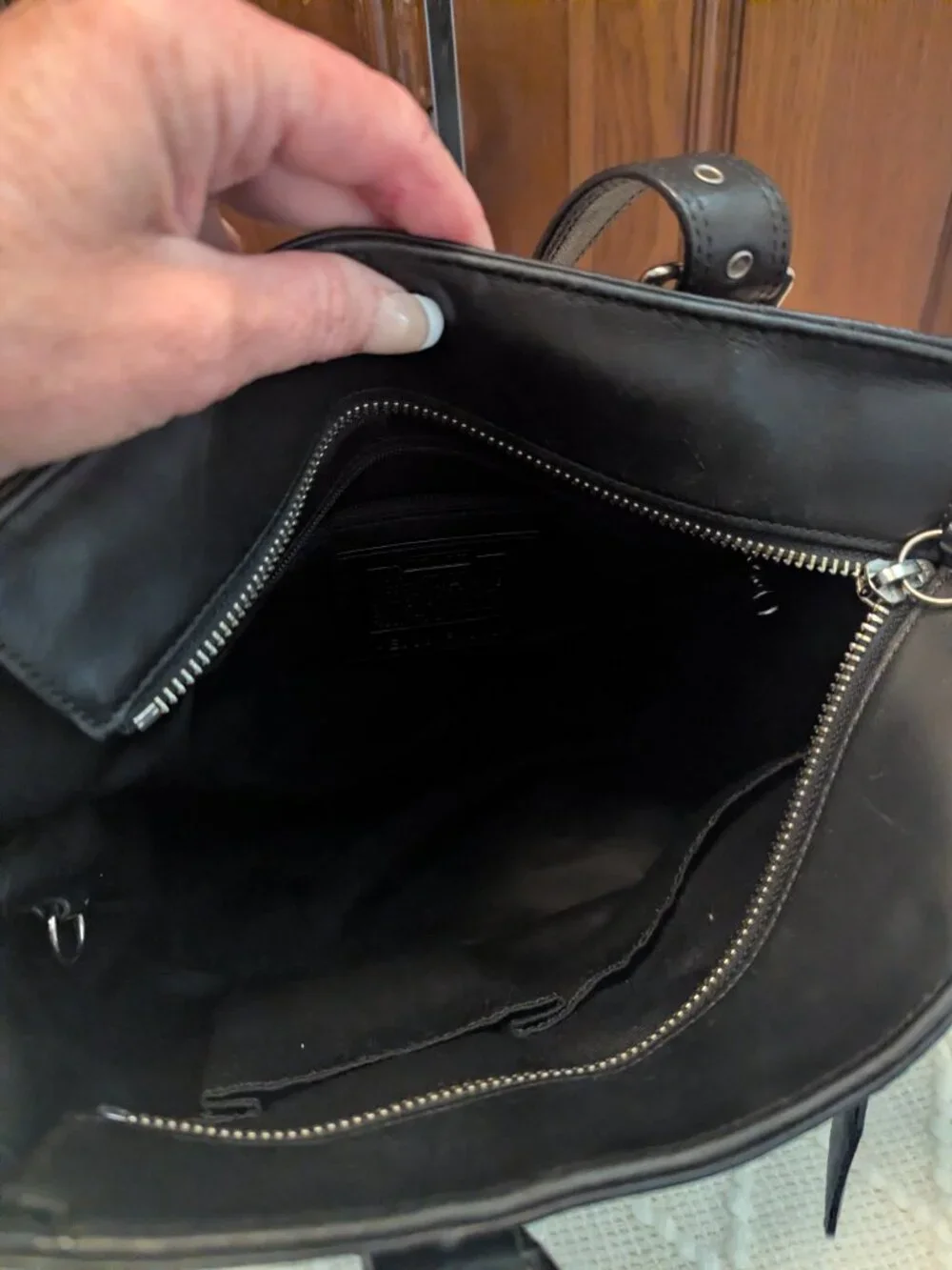 COACH Hampton F10194 Vintage Black Smooth Leather Tote Shoulder Bag